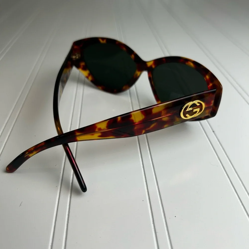 Gucci Womenโs Leopard Tortoise Double G Wrap Sunglasses - Picture 5 of 15
